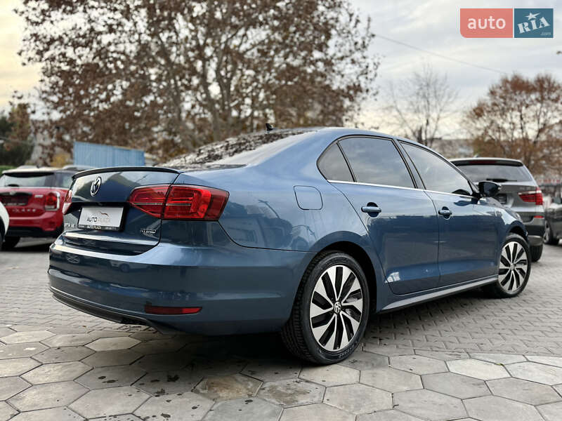 Седан Volkswagen Jetta 2015 в Одессе фото 22 Седан Volkswagen Jetta 2015 в Одессе