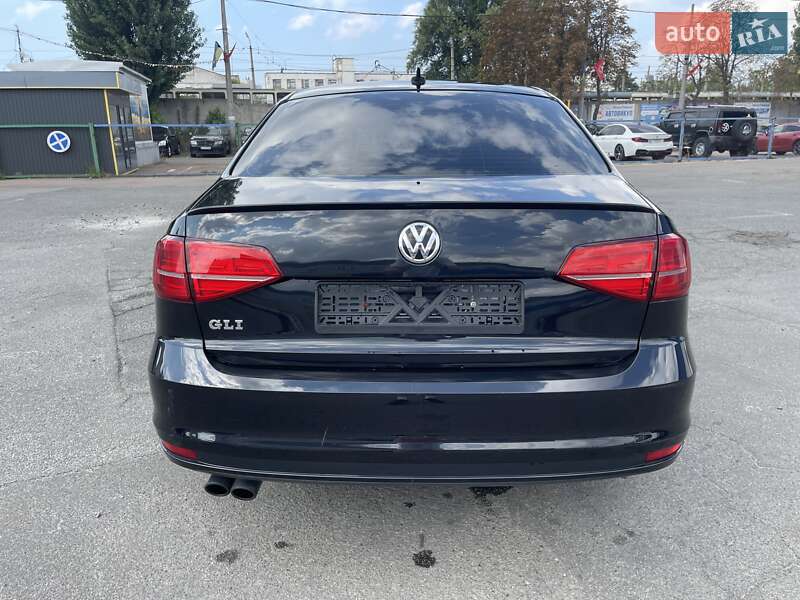Седан Volkswagen Jetta 2015 в Киеве фото 10 Седан Volkswagen Jetta 2015 в Киеве