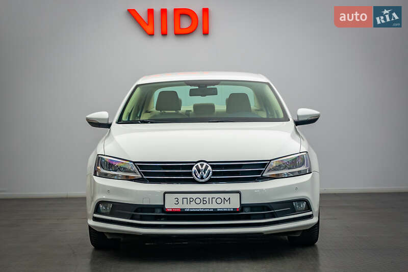 Седан Volkswagen Jetta 2016 в Киеве фото 6 Седан Volkswagen Jetta 2016 в Киеве