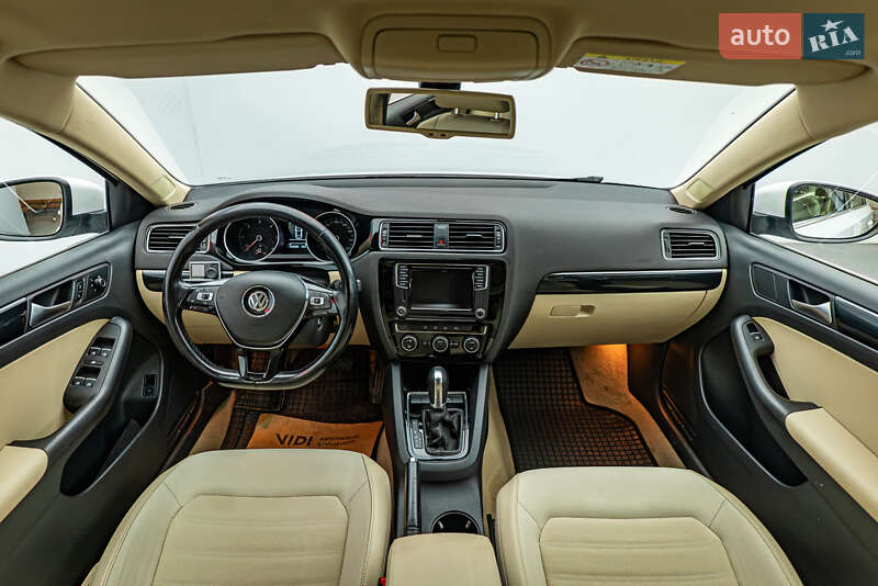 Седан Volkswagen Jetta 2016 в Киеве фото 10 Седан Volkswagen Jetta 2016 в Киеве