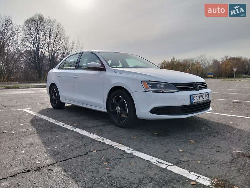 Седан Volkswagen Jetta 2013 в Конотопе фото Седан Volkswagen Jetta 2013 в Конотопе