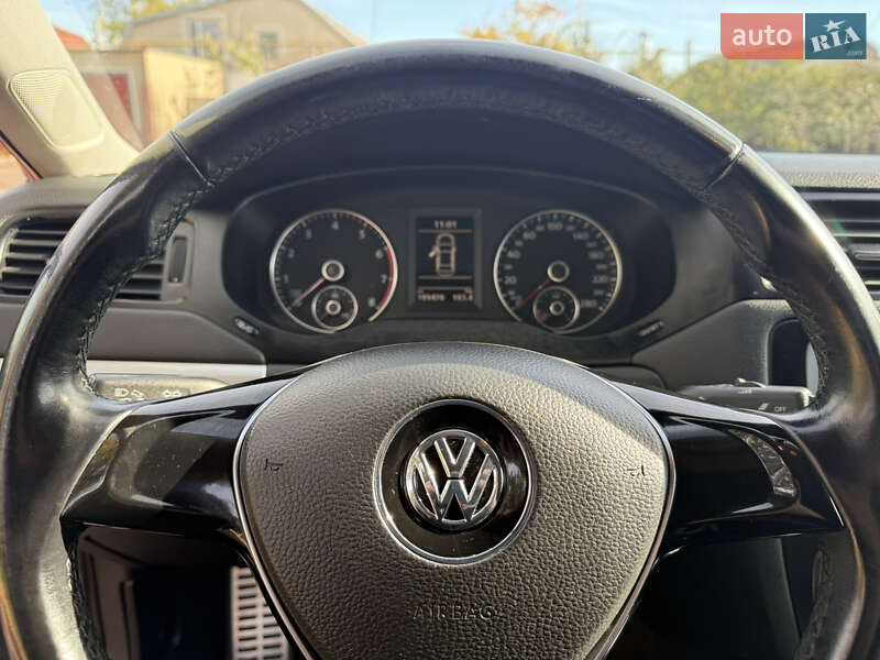 Седан Volkswagen Jetta 2012 в Одессе