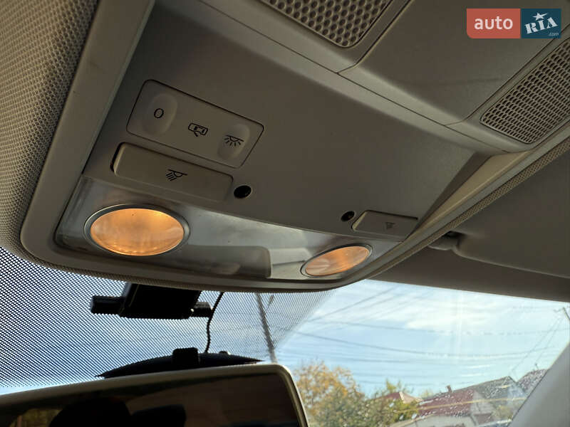 Седан Volkswagen Jetta 2012 в Одессе