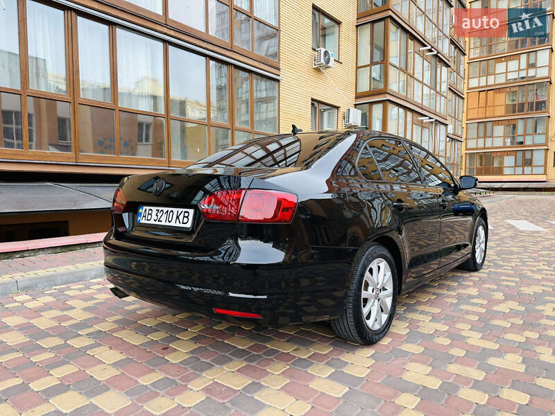 Седан Volkswagen Jetta 2014 в Виннице фото 5 Седан Volkswagen Jetta 2014 в Виннице