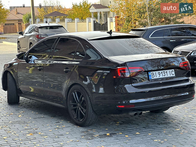 Седан Volkswagen Jetta 2015 в Полтаве