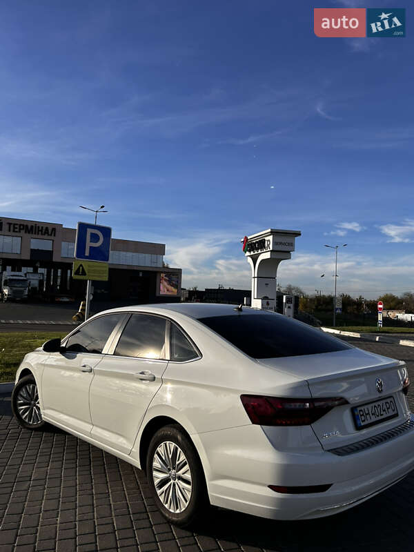 Седан Volkswagen Jetta 2019 в Одессе