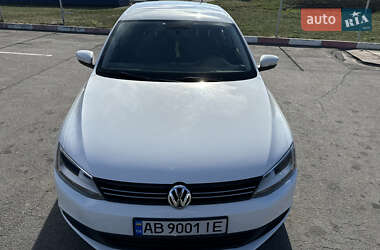 Седан Volkswagen Jetta 2013 в Виннице Седан Volkswagen Jetta 2013 в Виннице