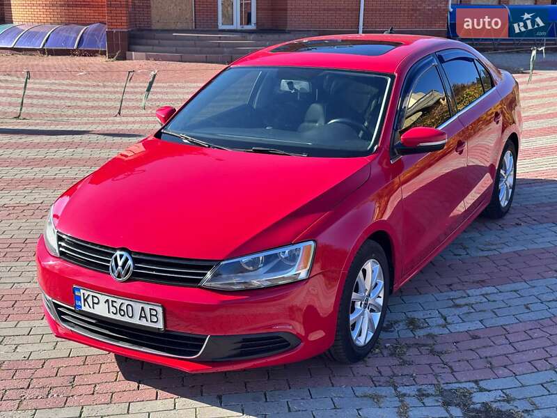 Седан Volkswagen Jetta 2012 в Запоріжжі