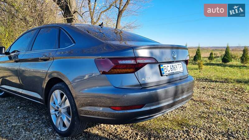 Седан Volkswagen Jetta 2018 в Самборі