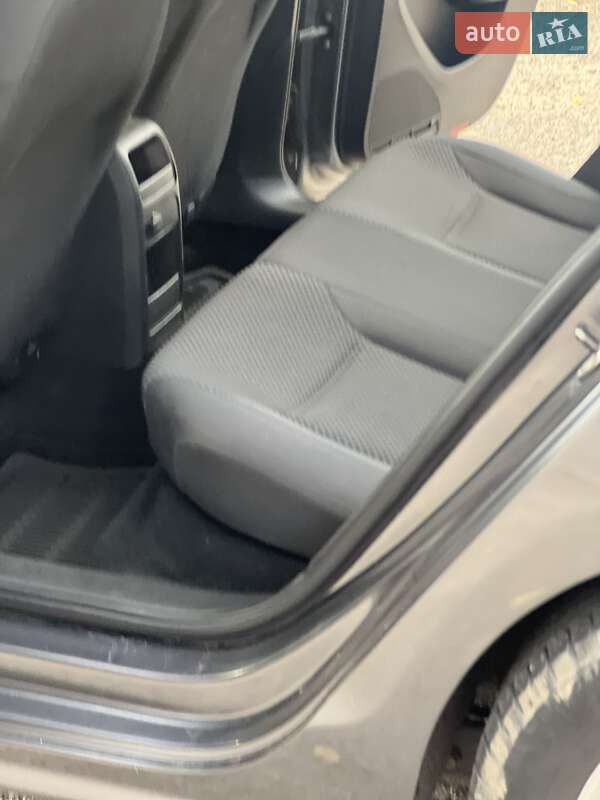 Седан Volkswagen Jetta 2012 в Запорожье