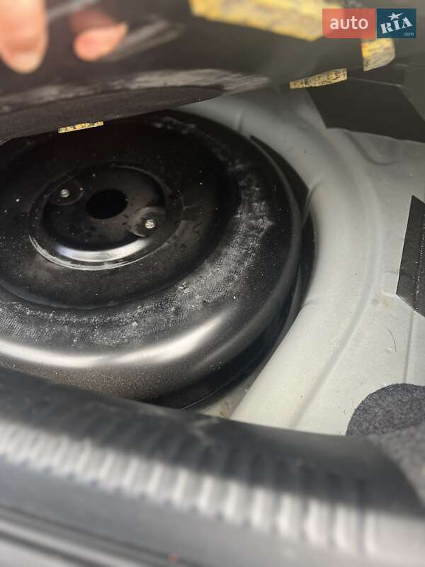 Седан Volkswagen Jetta 2012 в Запорожье