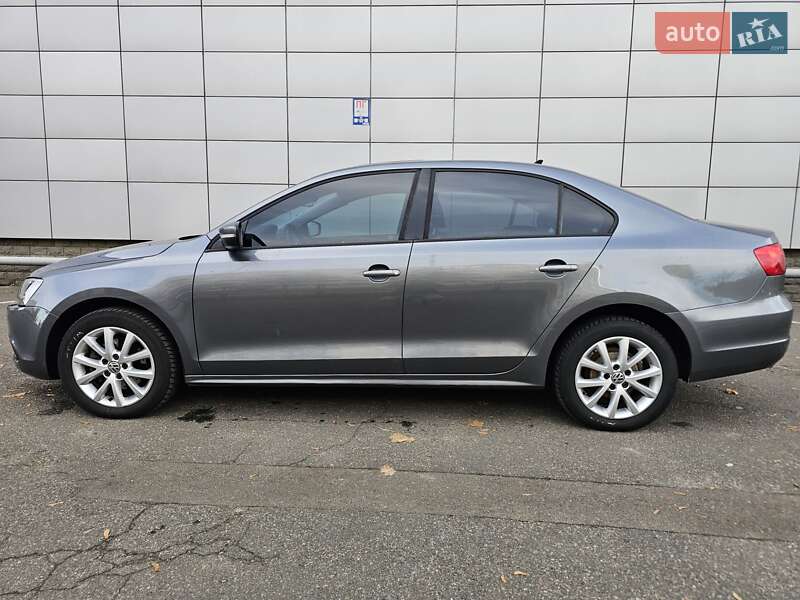 Седан Volkswagen Jetta 2011 в Броварах
