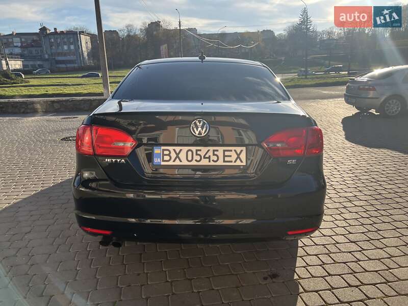 Седан Volkswagen Jetta 2014 в Хмельницком