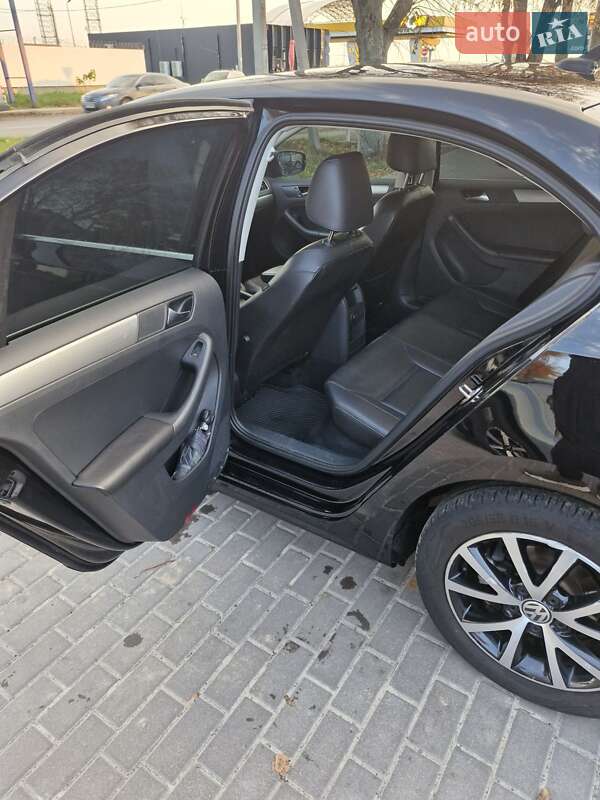 Седан Volkswagen Jetta 2016 в Борисполе фото 9 Седан Volkswagen Jetta 2016 в Борисполе