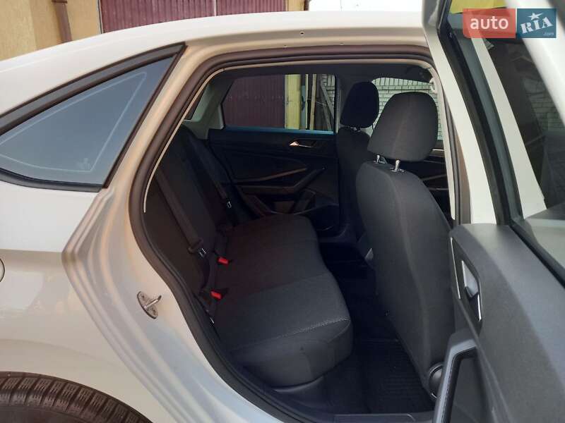 Седан Volkswagen Jetta 2018 в Львові фото 55 Седан Volkswagen Jetta 2018 в Львові