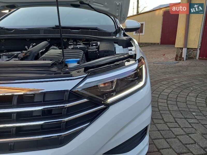 Седан Volkswagen Jetta 2018 в Львові фото 63 Седан Volkswagen Jetta 2018 в Львові