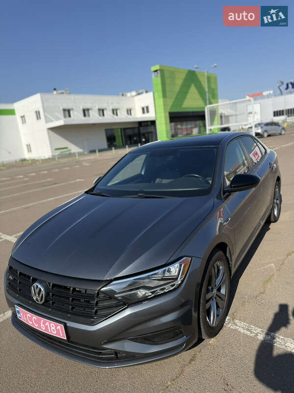 Седан Volkswagen Jetta 2019 в Одессе