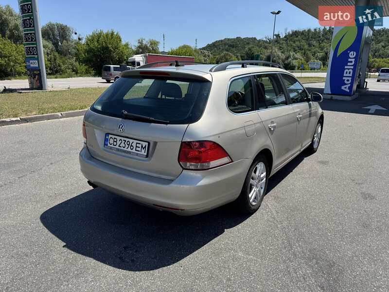 Универсал Volkswagen Jetta 2012 в Обухове фото 4 Универсал Volkswagen Jetta 2012 в Обухове