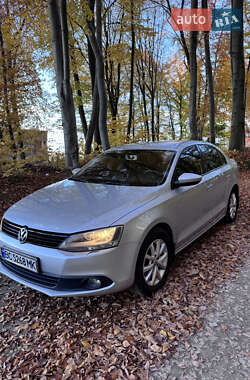 Седан Volkswagen Jetta 2013 в Винниках