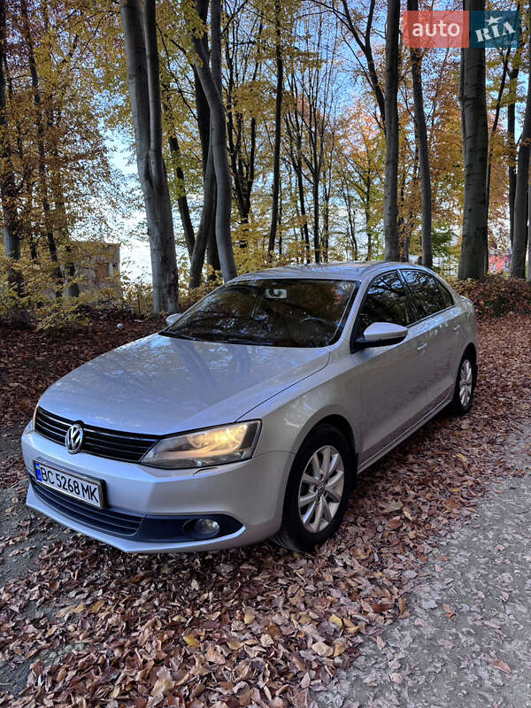 Volkswagen Jetta 2013