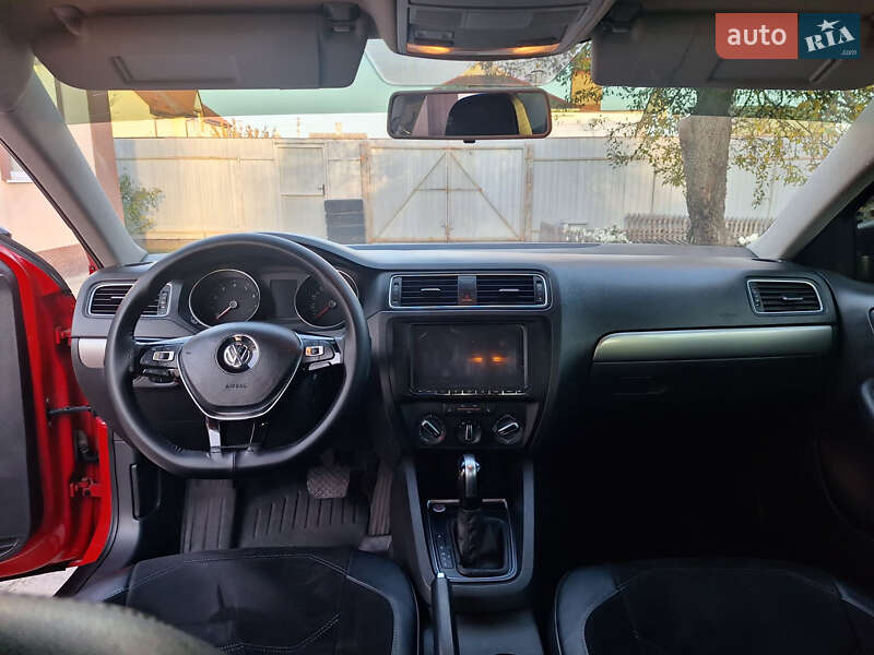 Седан Volkswagen Jetta 2015 в Кропивницком фото 7 Седан Volkswagen Jetta 2015 в Кропивницком