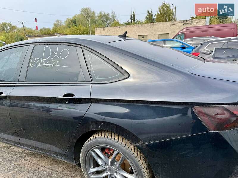 Седан Volkswagen Jetta 2018 в Киеве фото 10 Седан Volkswagen Jetta 2018 в Киеве