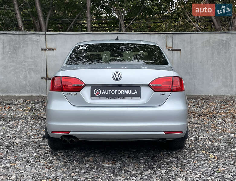 Седан Volkswagen Jetta 2014 в Киеве