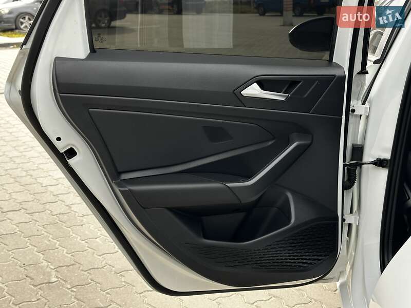 Седан Volkswagen Jetta 2020 в Львове фото 27 Седан Volkswagen Jetta 2020 в Львове