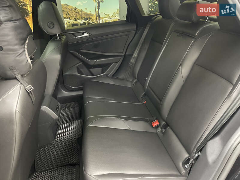 Седан Volkswagen Jetta 2019 в Днепре фото 53 Седан Volkswagen Jetta 2019 в Днепре