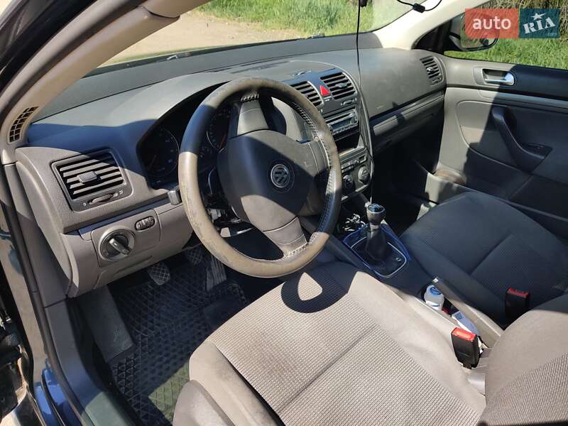 Седан Volkswagen Jetta 2008 в Запорожье