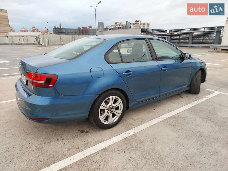Седан Volkswagen Jetta 2015 в Киеве фото 4 Седан Volkswagen Jetta 2015 в Киеве
