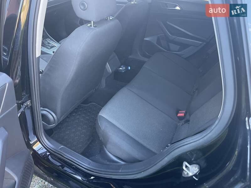 Седан Volkswagen Jetta 2018 в Харкові фото 47 Седан Volkswagen Jetta 2018 в Харкові