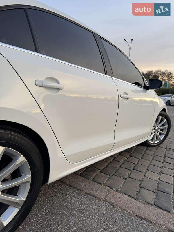 Седан Volkswagen Jetta 2016 в Харькове фото 11 Седан Volkswagen Jetta 2016 в Харькове