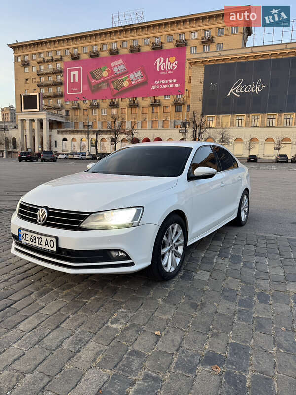 Седан Volkswagen Jetta 2016 в Харькове фото 13 Седан Volkswagen Jetta 2016 в Харькове