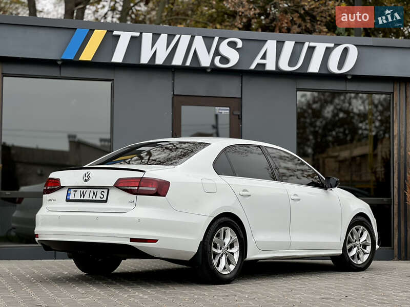 Седан Volkswagen Jetta 2016 в Одессе