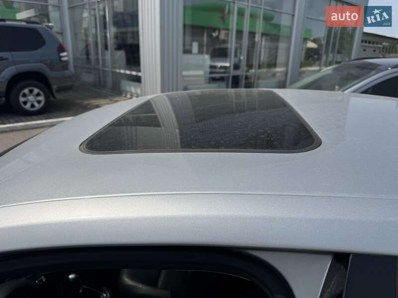 Седан Volkswagen Jetta 2015 в Полтаві