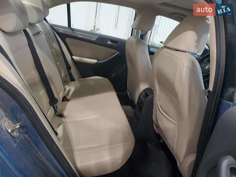 Седан Volkswagen Jetta 2017 в Тернополе