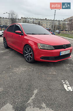 Седан Volkswagen Jetta 2012 в Харькове