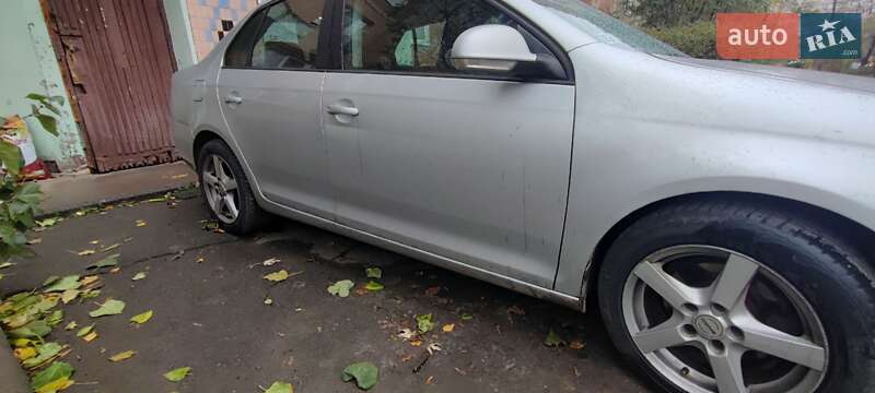 Седан Volkswagen Jetta 2006 в Борисполе фото Седан Volkswagen Jetta 2006 в Борисполе