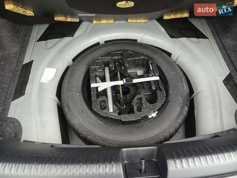 Седан Volkswagen Jetta 2014 в Днепре