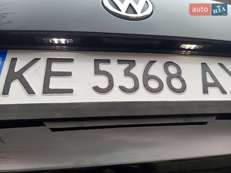 Седан Volkswagen Jetta 2014 в Днепре