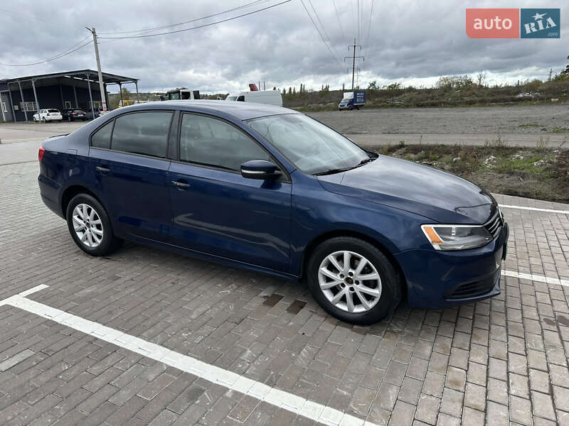 Седан Volkswagen Jetta 2012 в Киеве