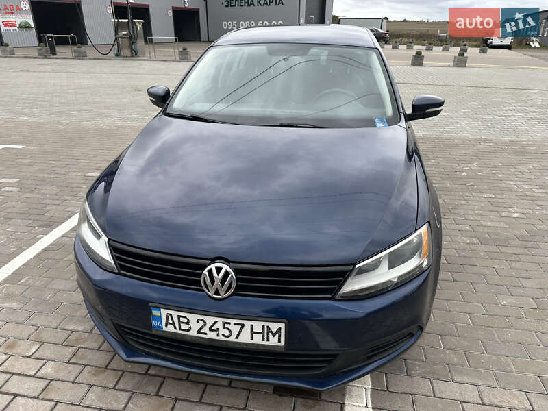 Седан Volkswagen Jetta 2012 в Киеве