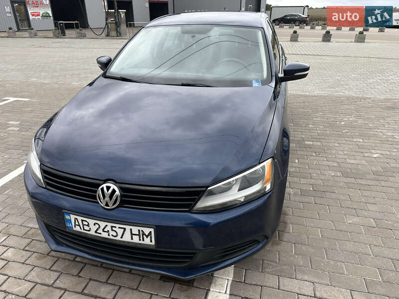 Седан Volkswagen Jetta 2012 в Киеве