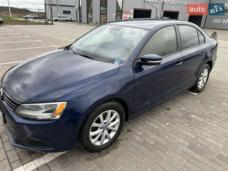 Седан Volkswagen Jetta 2012 в Киеве