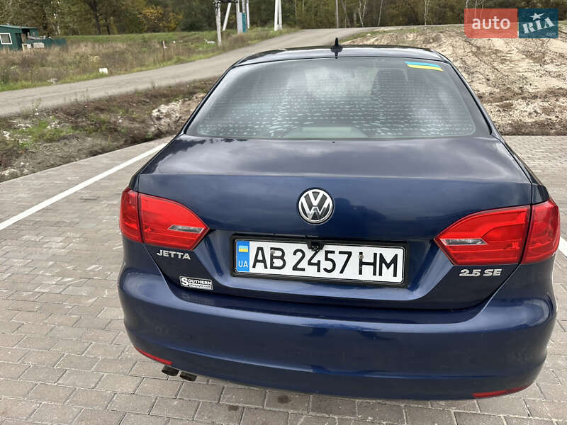 Седан Volkswagen Jetta 2012 в Киеве