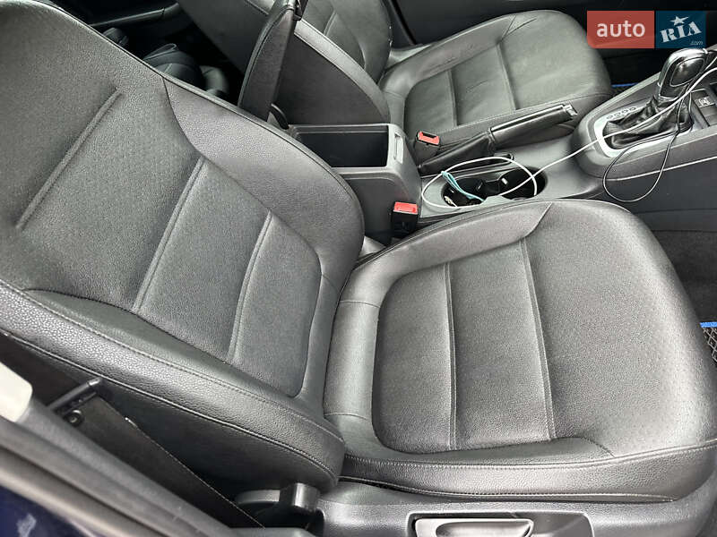 Седан Volkswagen Jetta 2012 в Киеве