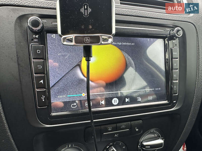 Седан Volkswagen Jetta 2012 в Киеве