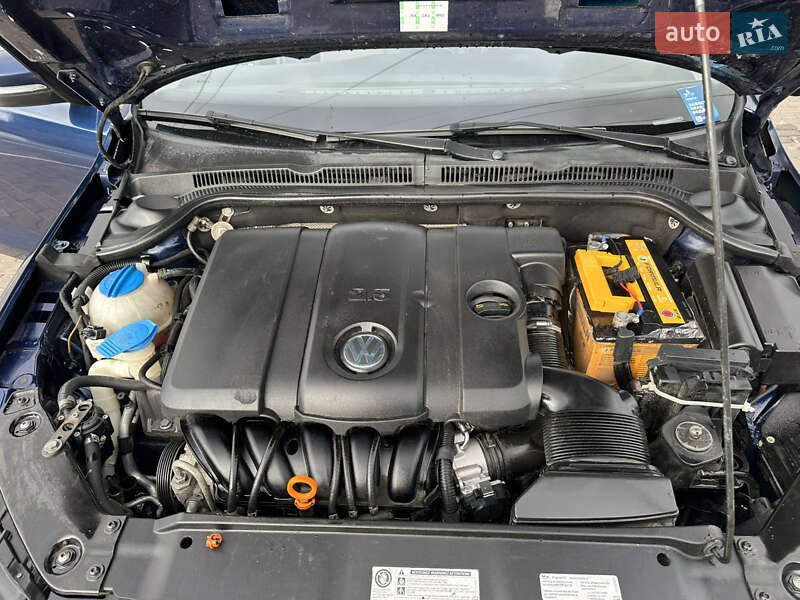 Седан Volkswagen Jetta 2012 в Киеве