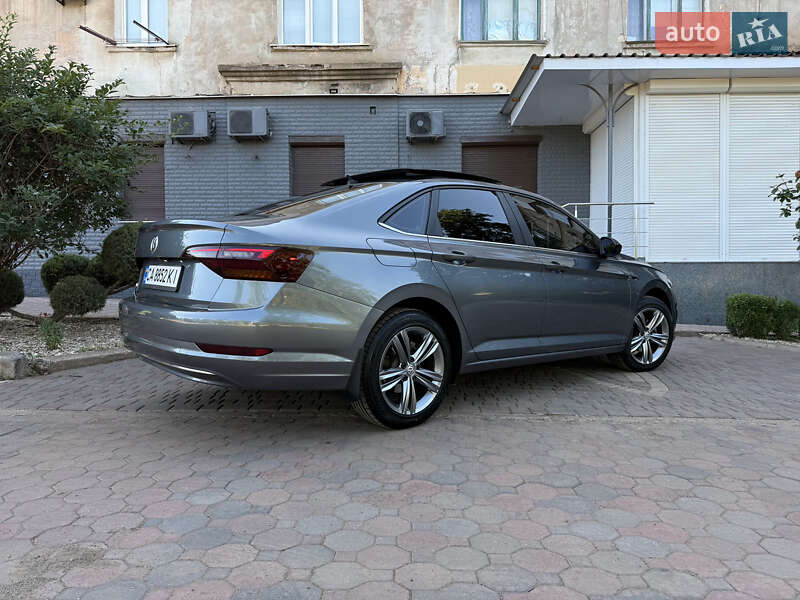 Седан Volkswagen Jetta 2019 в Кривом Роге
